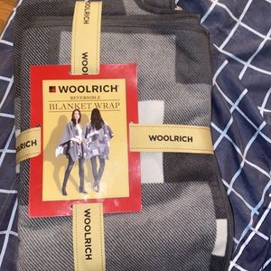 New Reversible Blanket Wrap